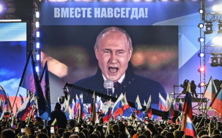 Bivši ruski diplomata: Putin nije pametan, samo ima sreće, a sreći je došao kraj