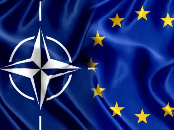 Bivši šef NATO-a: Britanija i Francuska trebaju voditi evropsku odbranu bez SAD-a