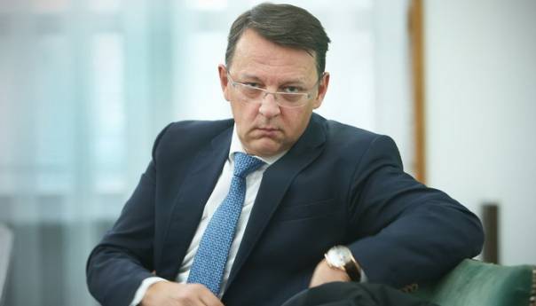 Bivši slovenski premijer tuži državu i traži 127 hiljada eura odštete