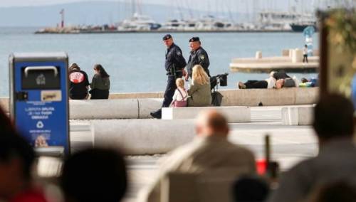 Bivši splitski političar masturbirao pred djevojkama u parku u centru grada