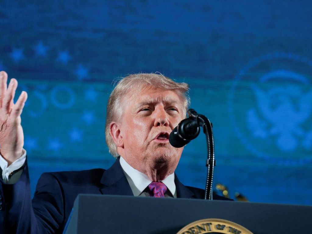 Bizaran govor Trumpa: Otjerat ćemo komuniste, najslobodniji smo narod na Zemlji
