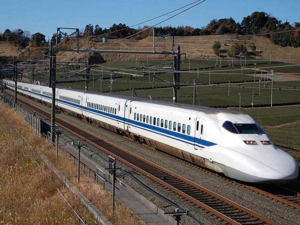 Bizaran incident u Japanu: Zmija izazvala kolaps najbrže željeznice na svijetu