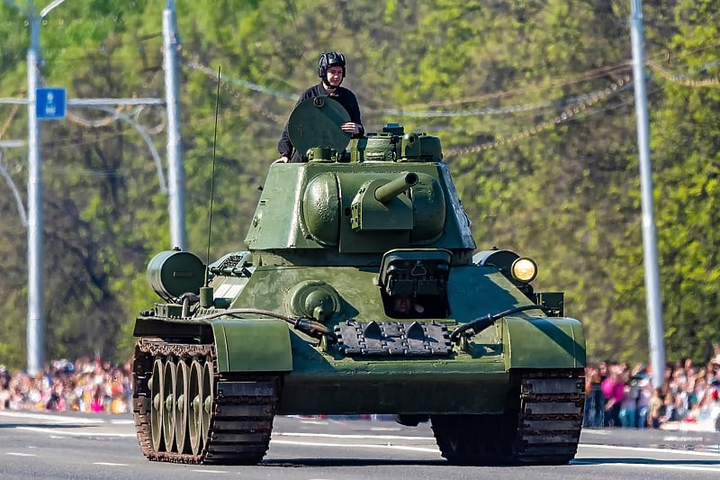Bizaran trenutak parade na Crvenom trgu
