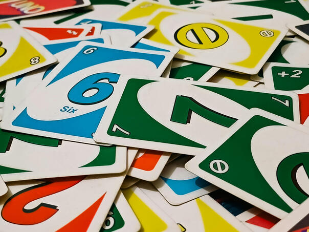 Bizaran zločin: Muškarac napadnut nožem i palicom zbog partije "Una"