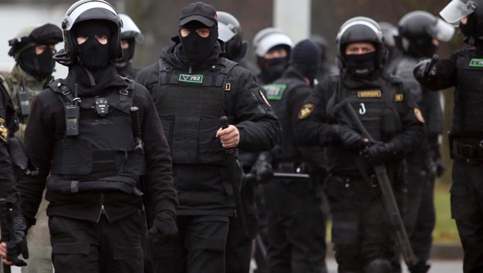 Bjeloruska policija privela 345 osoba na protestima u nedjelju