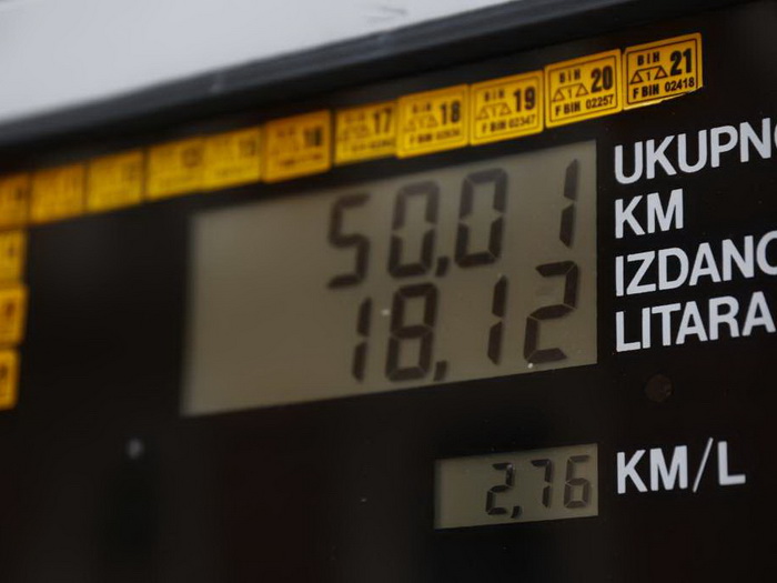 Blagi pad cijene benzina u Federaciji BiH