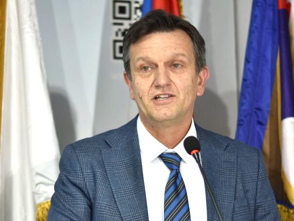 Blanuša: Vlast RS vara ljude s gorivom, akcize nisu prenos nadležnosti