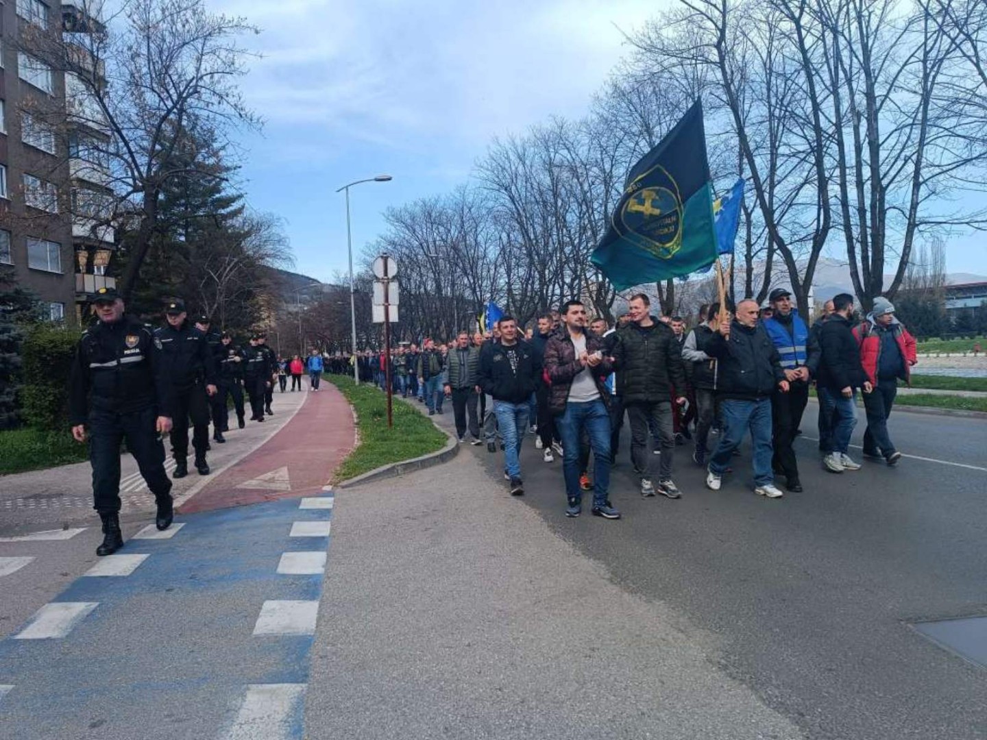 Blokiran magistralni put M-17, zenički rudari ne odustaju