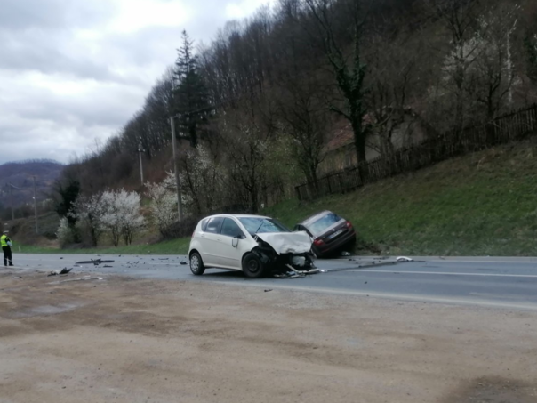 Blokiran magistralni put M17, tri osobe povrijeđene