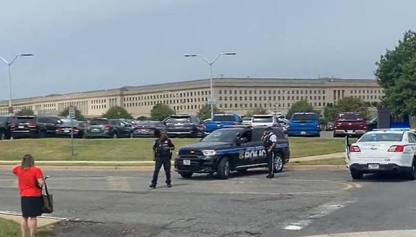 Blokirana zgrada Pentagona nakon dojave o pucnjavi