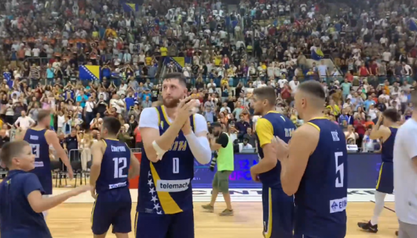 "Kada misle da si dotakao dno, ti izađi i slavi protiv najboljih..."