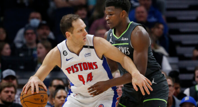 Bogdanović dominirao u pobjedi Detroita, Irving predvodio Dallas