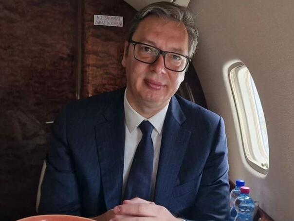 'Bolesni' Vučić skupio snagu i avionom poletio za Moskvu