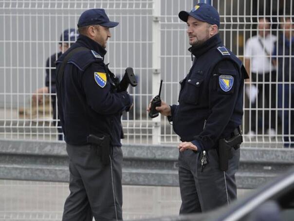 Bolje plate za vojnike i uposlenike policijskih agencija BiH