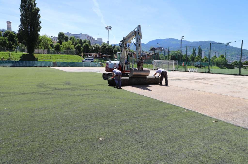 Bolji uslovi za mlade sportiste: Obnavlja se pomoćni teren stadiona na Koševu
