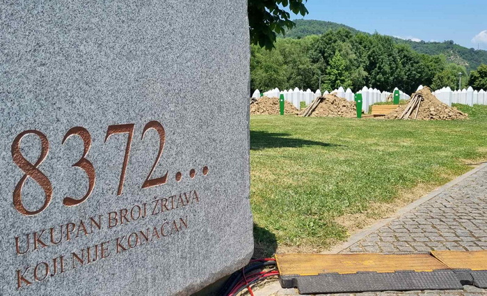 Bolne priče iz Potočara kroz objektiv našeg fotoreportera