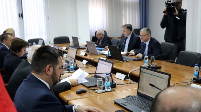 Bolnicama u Sarajevu, Tuzli i Mostaru po 10 miliona KM