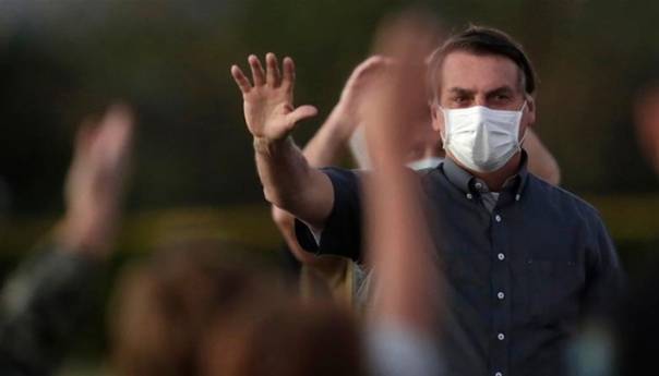 Bolsonaro se drži plana putovanja unatoč infekciji pluća