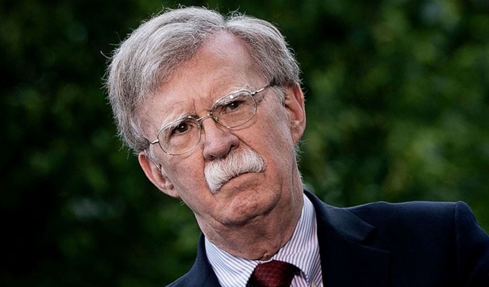 Bolton: Trumpov potez je sramotan