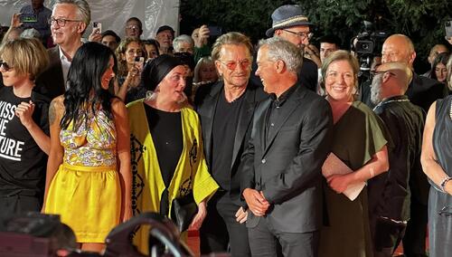 Bono Vox: Ljudi Sarajeva su heroji, njih slavimo večeras