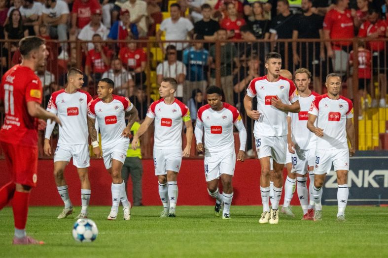 Borac smatra da je žestoko oštećen protiv Veleža: Čist crveni karton"