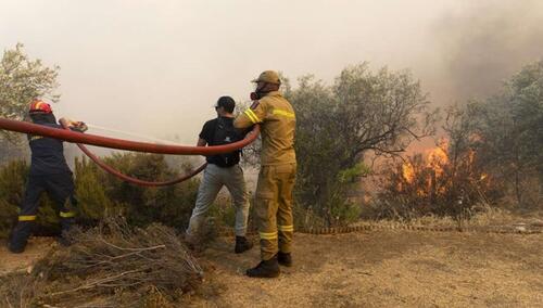 Borba protiv šumskih požara u Grčkoj se poboljšava