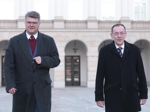 Borba za vlast u Poljskoj, policija u predsjedničkoj palači uhapsila bivšeg ministra
