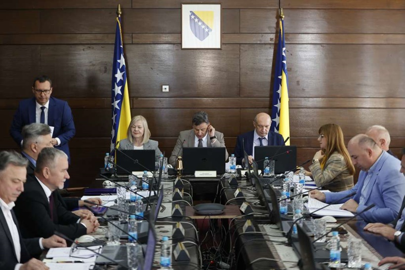 Borcima pomoć od po 100 KM, povećane i naknade