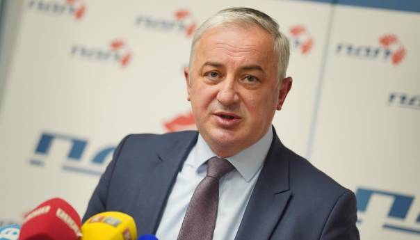 Borenović: Borrell mi je potvrdio da je BiH uvela sankcije Rusiji