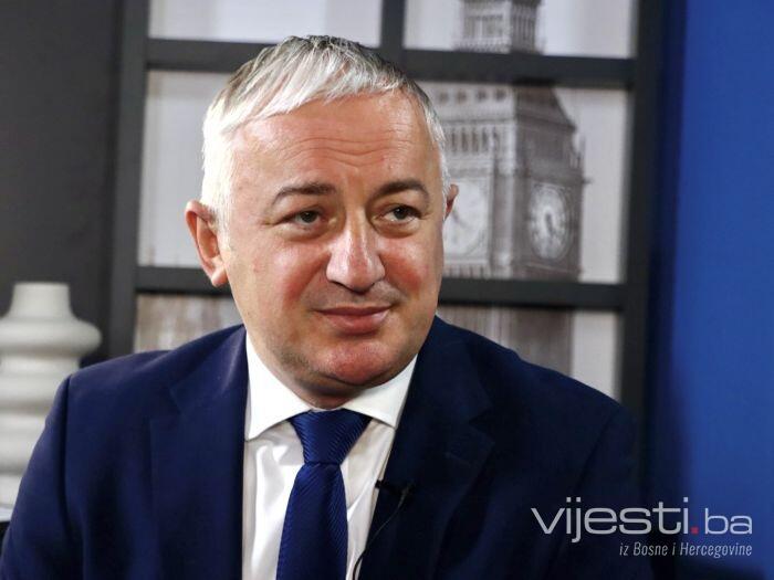 Borenović: Dodik blokira BiH dok RS tone, opozicija pred odlukom