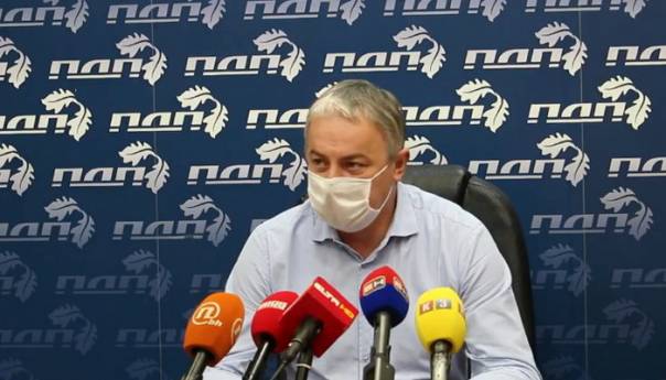 Borenović iz PDP-a izbacio potpredsjednika i učesnika sijela