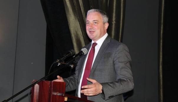 Borenović: “Jedino oružje sa kojim opozicija ide u političku borbu je narod”