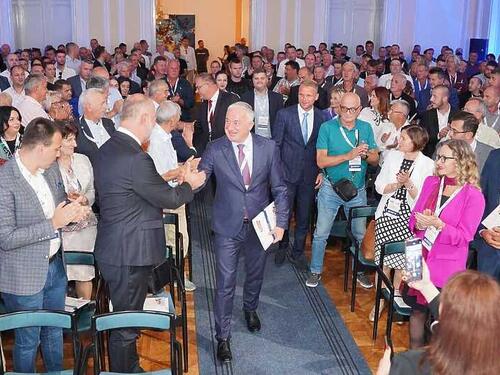 Borenović ostaje na čelu PDP-a, zamjenik Stanivuković