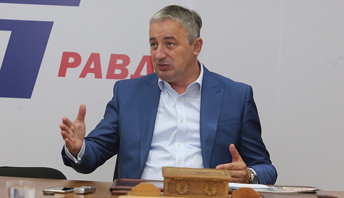 Borenović poručio Dodiku da "nije srpski bježati"