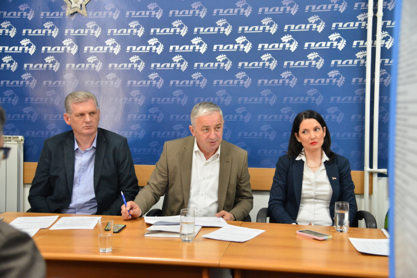 Borenović: U izbore idemo sa starim izbornim pravilima