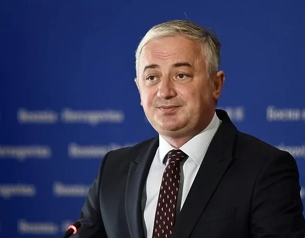 Borenović: Usvojen zakon, a još nema povrata PDV-a za prvu nekretninu