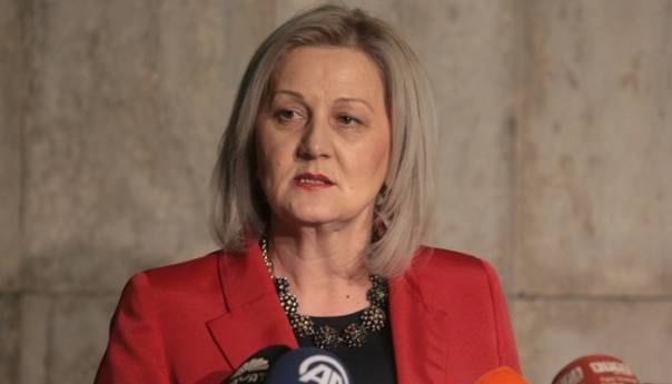 Borjana Krišto: Nema zakonske osnove za odgađanje izbora