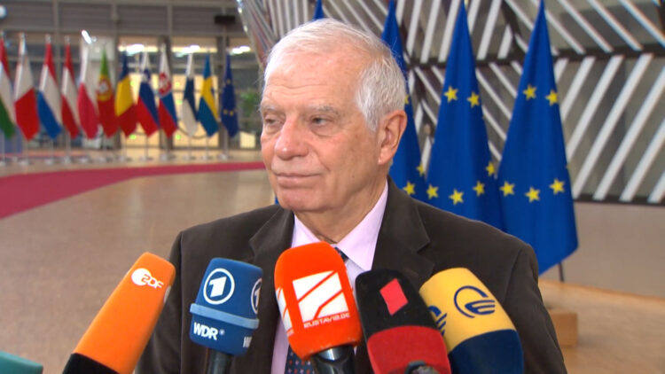 Borrell: Ponašanje kosovskih Srba neprihvatljivo, moraju se vratiti dijalogu