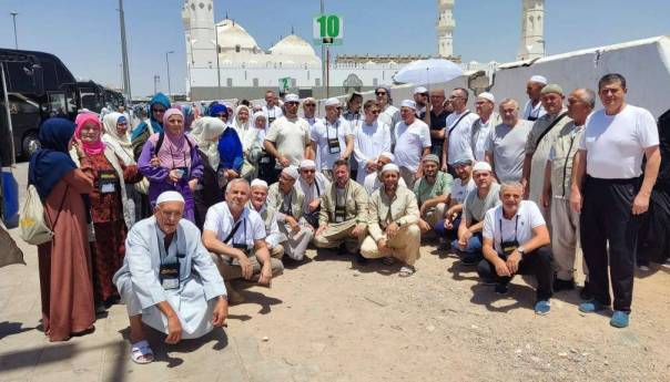 Bosanskohercegovačke hadžije boravile na brdu Uhud