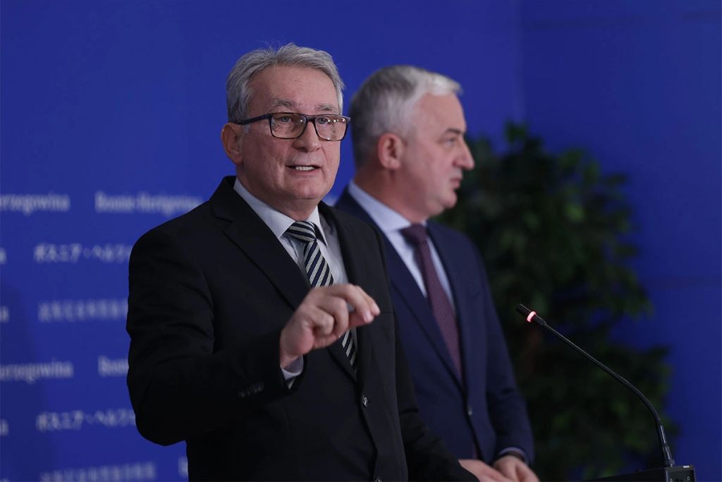 Bosić: "Dodik se nikad ne mijenja, a SDS treba reset"