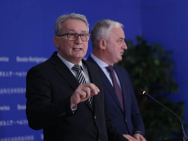 Bosić: "Dodik nikad ne mijenja ćud, a SDS treba reset"