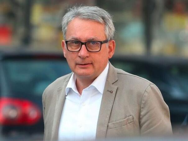 Bosić o Dodiku: Car je go, srušen je dvadesetogodišnji mit građen na lažima