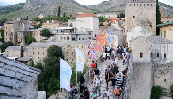 Bosna i Hercegovina izgubila pola miliona turista