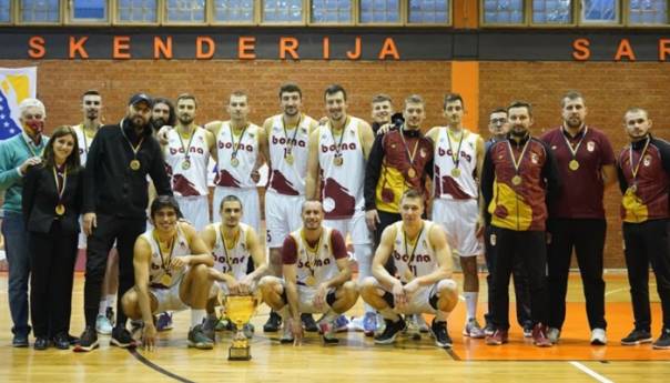 Sloboda se nije pojavila u Sarajevu, Bosni uručen trofej