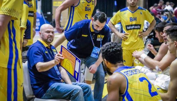 Bosnić o razlozima ostavke: Grubo miješanje u moj izbor igrača