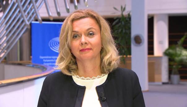 Bošnjaci grade mit na historiji genocida, stradanja i žrtve