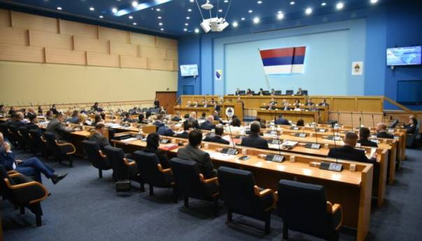 Bošnjaci stavili veto na Zakon o nepokretnoj imovini RS