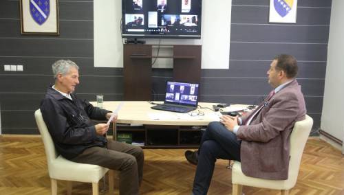 Bošnjačka vijeća: Uspostaviti zajedničku temeljnu ustanovu Bošnjaka