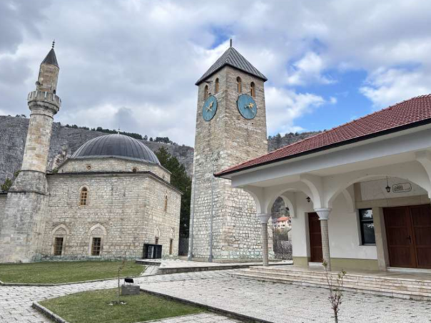 Bošnjaci u Livnu između demografskih promjena i borbe za opstanak