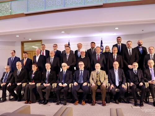 Bošnjački lideri jedinstveni: Ne mržnji i lažima o Bošnjacima i BiH!